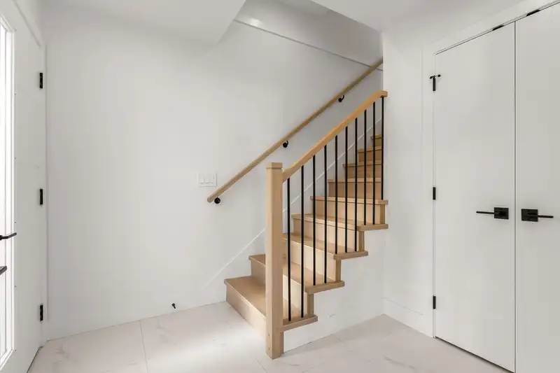 6 22348 48 AVENUE - photo 4 of 26