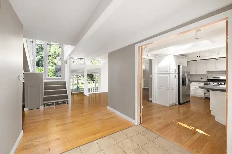 5735 BLUEBELL DRIVE - photo 3 of 39
