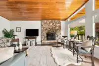 3773 REGENT AVENUE - thumbnail 3