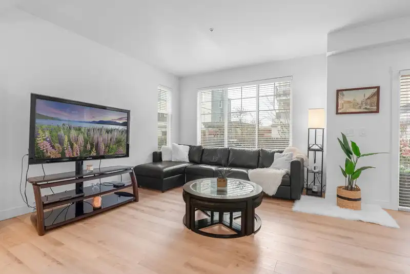 83 20487 65 AVENUE - photo 4 of 40