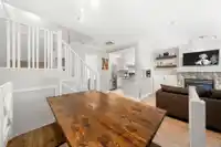 6 1073 LYNN VALLEY ROAD - thumbnail 13