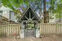 6 1073 LYNN VALLEY ROAD - thumbnail 22