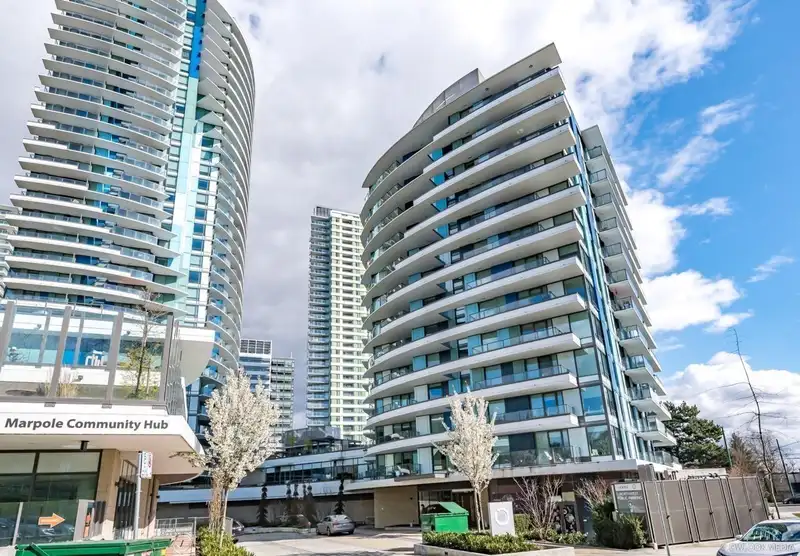 408 8238 LORD STREET - photo 1 of 19