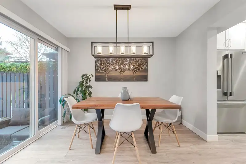 469 CARLSEN PLACE - photo 4 of 22