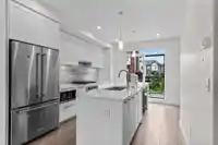 133 4738 HEMLOCK WAY - thumbnail 2