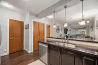336 8288 207A STREET - thumbnail 8