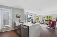303 15747 MARINE DRIVE - thumbnail 5