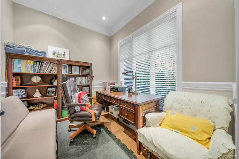 3522 W 27TH AVENUE - photo 4 of 40
