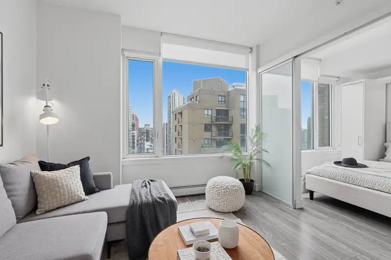 1906 1283 HOWE STREET - photo 3 of 32