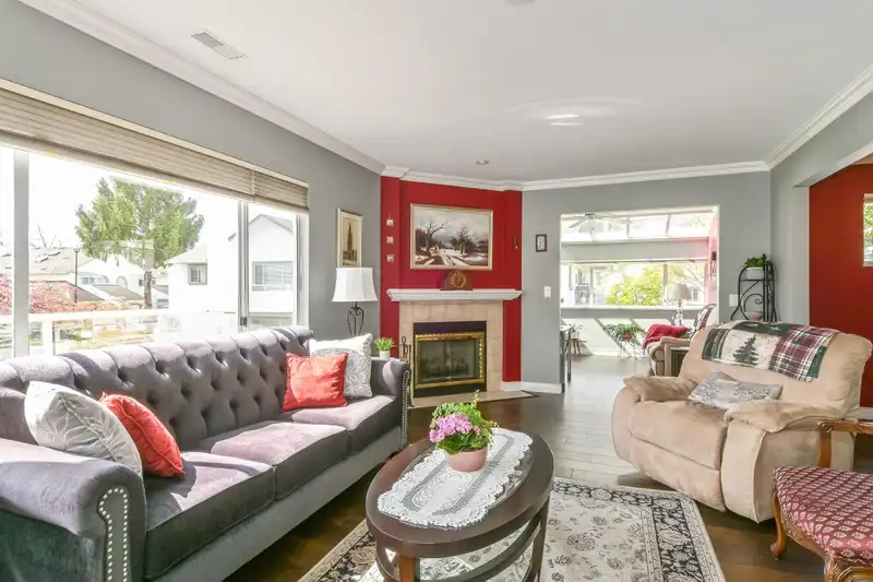1008 21937 48 AVENUE - photo 4 of 39
