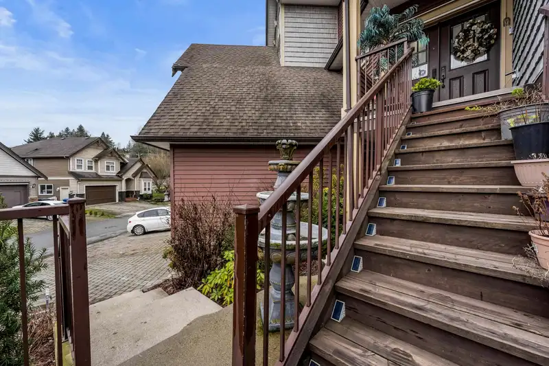 35527 ZANATTA PLACE - photo 4 of 37