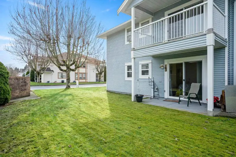 13 20554 118TH AVENUE - photo 4 of 34