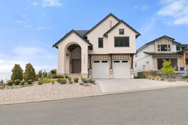 51005 BOULDER DRIVE - photo 2 of 40