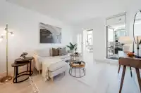 607 2228 W BROADWAY - thumbnail 2