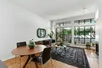 303 700 E PENDER STREET - thumbnail 2