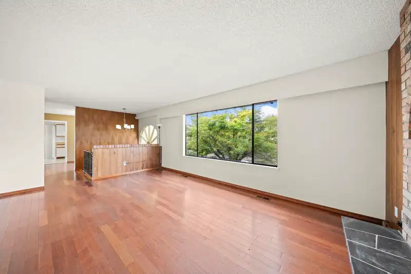 9920 FRANCIS ROAD - photo 3 of 27
