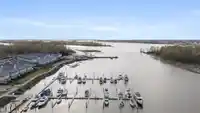 67 5551 ADMIRAL WAY - thumbnail 36