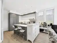 404 6085 IRMIN STREET - thumbnail 8