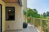 110 1210 FALCON DRIVE - thumbnail 20