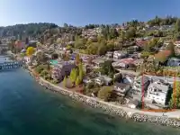 484 MARINE DRIVE - thumbnail 4