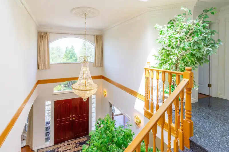 7286 BARNET ROAD - photo 2 of 39