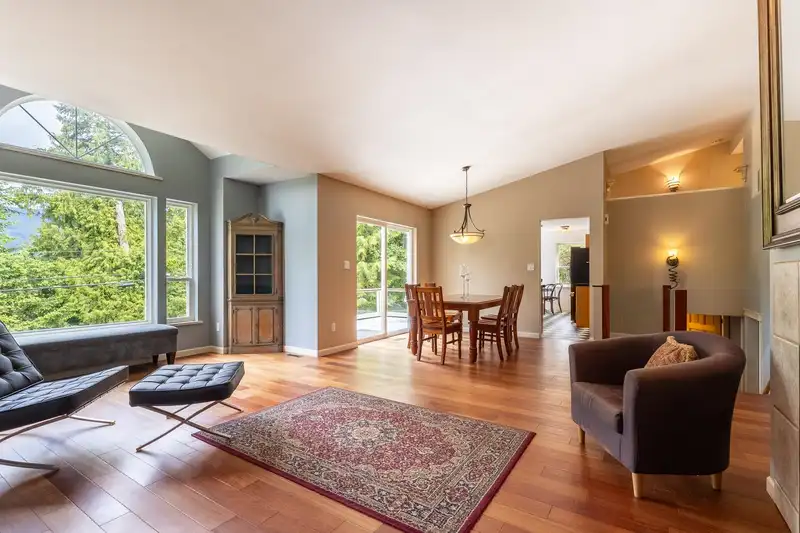 5803 MARINE WAY - photo 4 of 40