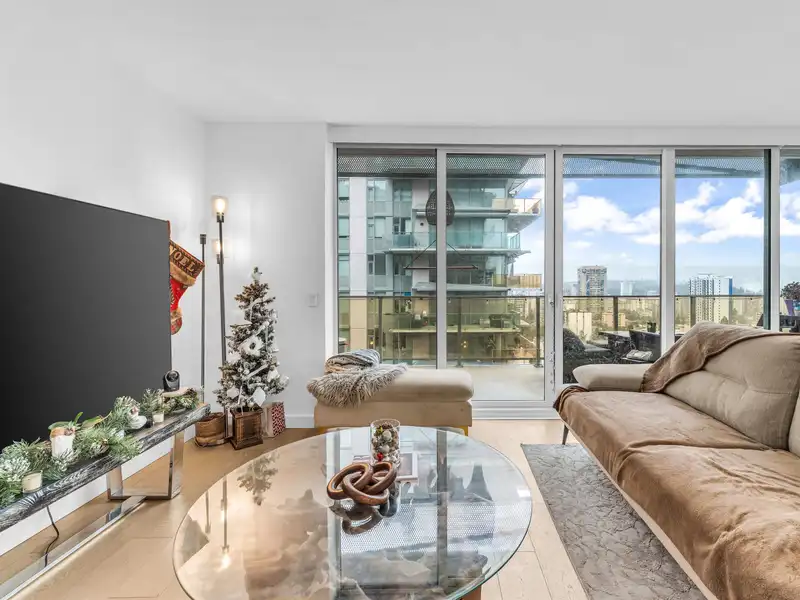 1401 1365 DAVIE STREET - photo 2 of 40
