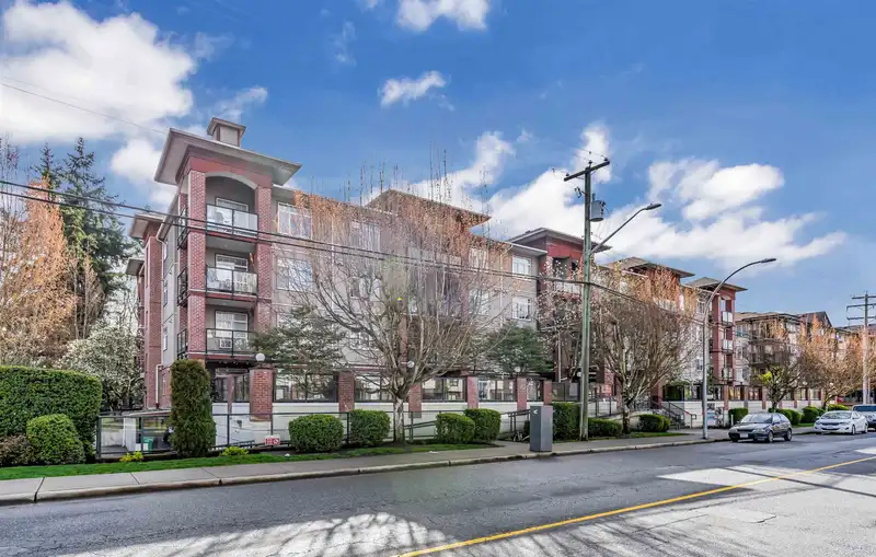 305 5516 198 STREET - photo 2 of 29
