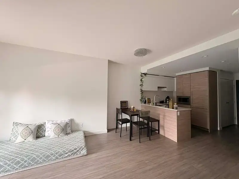 311 13655 FRASER HIGHWAY - photo 2 of 27