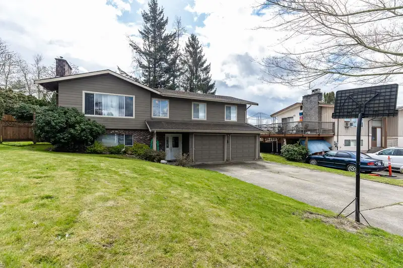 31450 SPRINGHILL PLACE - photo 2 of 37