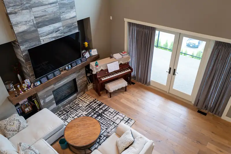 20 24455 61 AVENUE - photo 4 of 28