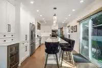 8428 215 STREET - thumbnail 11