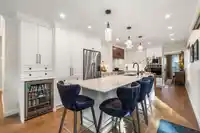 8428 215 STREET - thumbnail 12