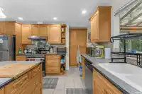 1579 136 STREET - thumbnail 9