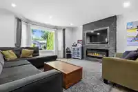 18238 58B AVENUE - thumbnail 8