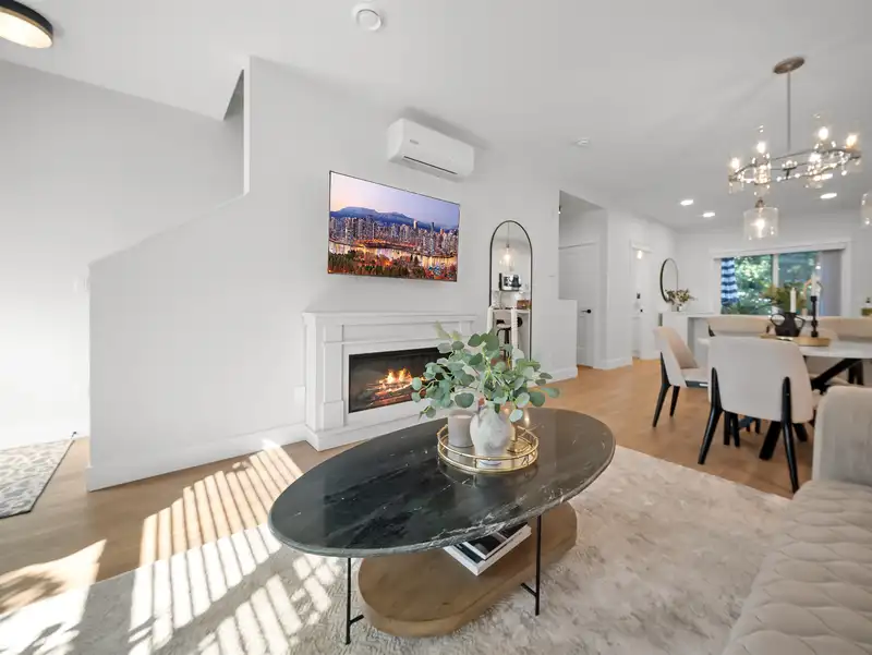 3 20926 83 AVENUE - photo 2 of 40