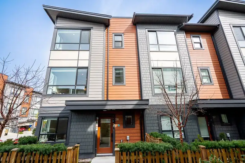 58 20150 81 AVENUE - photo 2 of 33