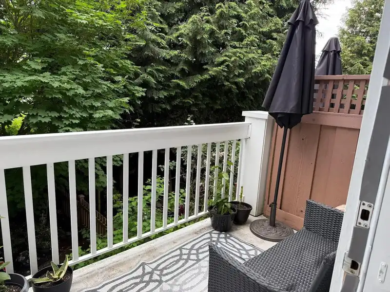 33 20460 66 AVENUE - photo 3 of 35