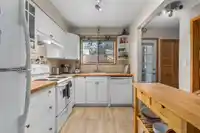 15 1470 LAUREL STREET - thumbnail 10
