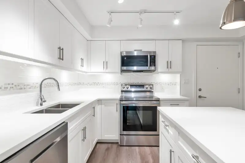 166 27358 32 AVENUE - photo 4 of 39