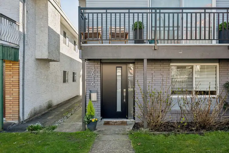 3616 E GEORGIA STREET - photo 2 of 35