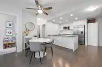 511 3281 E KENT AVENUE NORTH AVENUE - thumbnail 5