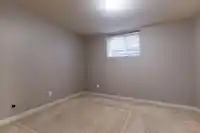 8267 211 STREET - thumbnail 37