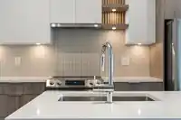 602 20695 EASTLEIGH CRESCENT - thumbnail 6