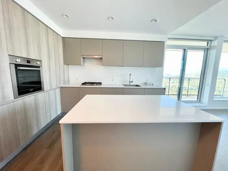 5304 3809 EVERGREEN PLACE - photo 2 of 10