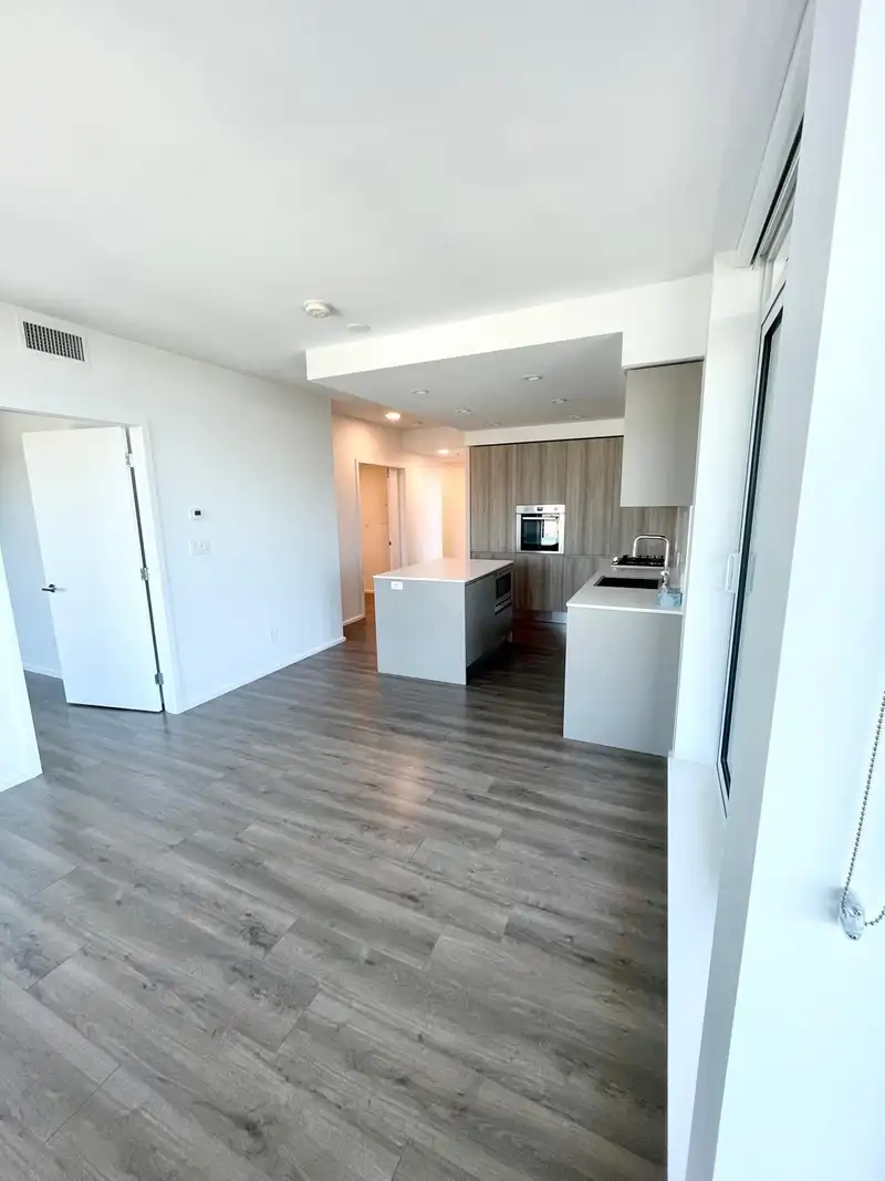 5304 3809 EVERGREEN PLACE - photo 3 of 10
