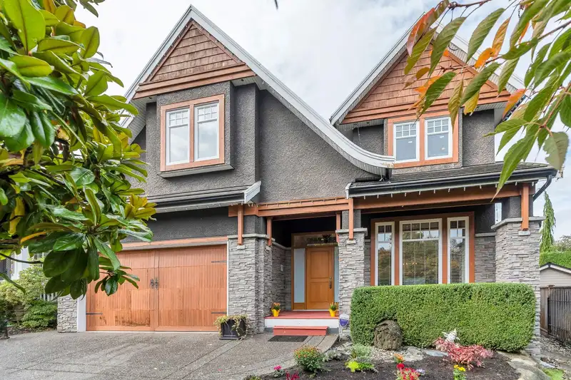 3791 154A STREET - photo 2 of 40