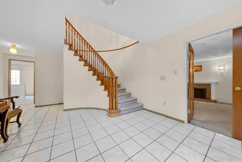 8020 GENERAL CURRIE ROAD - photo 3 of 27