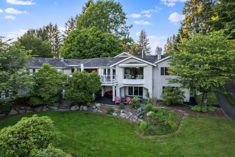 23118 88 AVENUE - photo 4 of 40