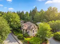 116 PARKSIDE DRIVE - thumbnail 1